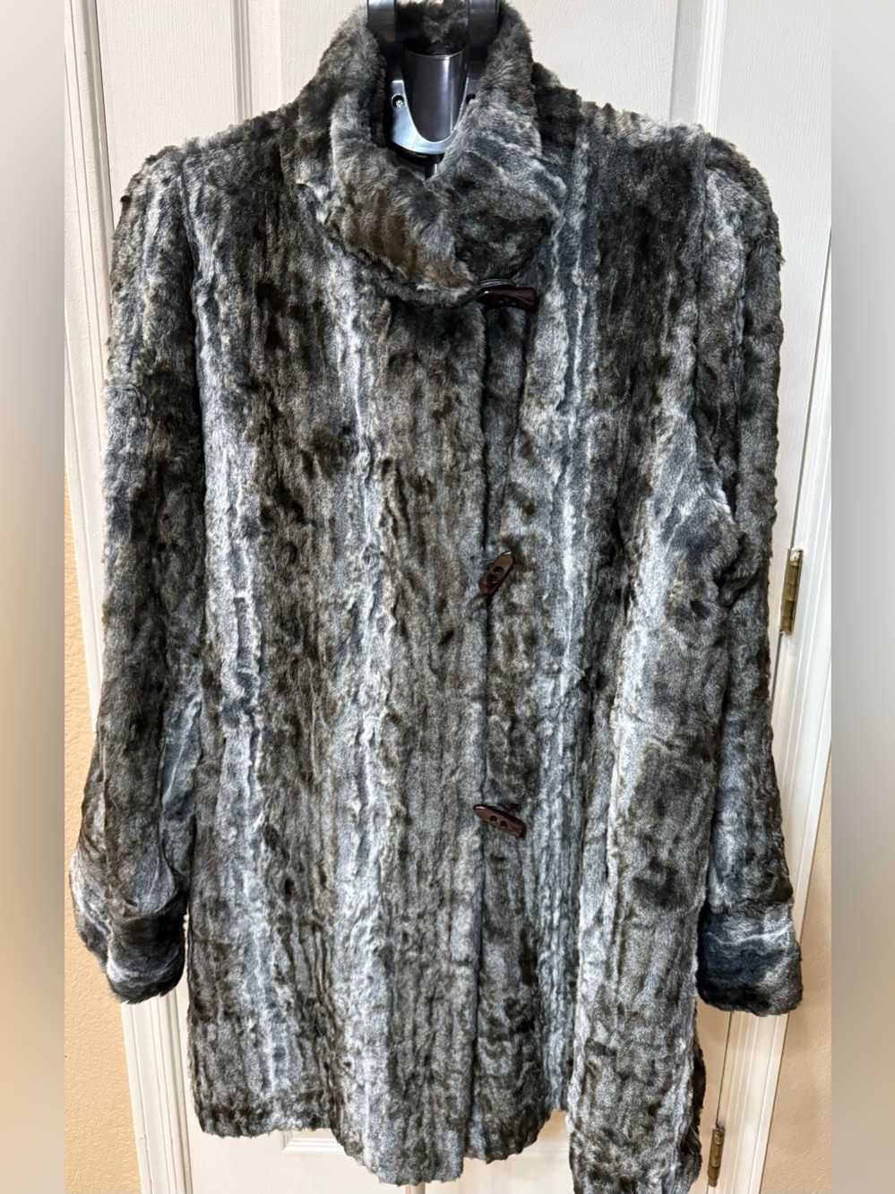⚜️ VTG Comme Du Vrai Paris Black/Silver Faux Fur Coat–French Design MobWife ✨